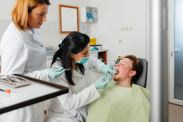 Best Urgent Tooth Repair  in Beeville, TX